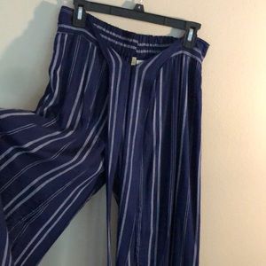 Flowy blue striped palazzo pants. Very soft!!!